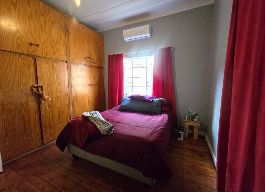 5 Bedroom Property for Sale in Lemoenkloof Western Cape
